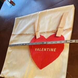 Valentine's Day Heart Print Cushion Cover Without Filler new